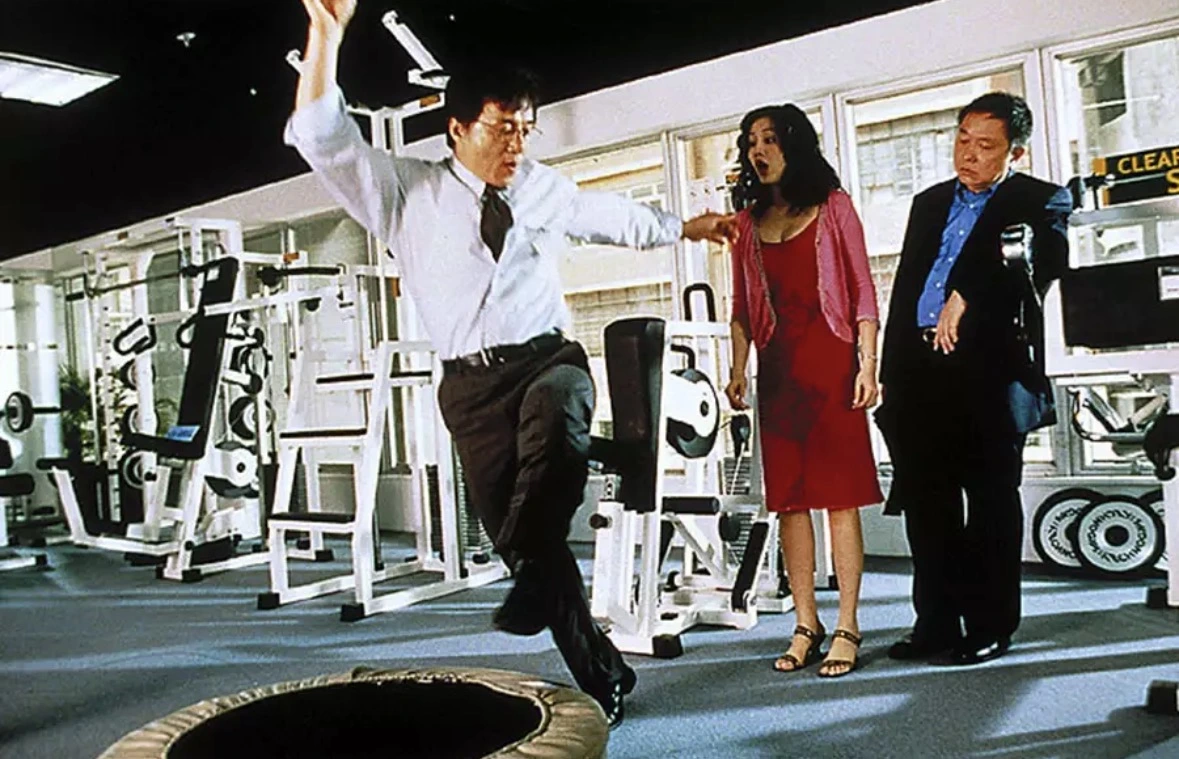 Jackie Chan pozuje przy Technogym
